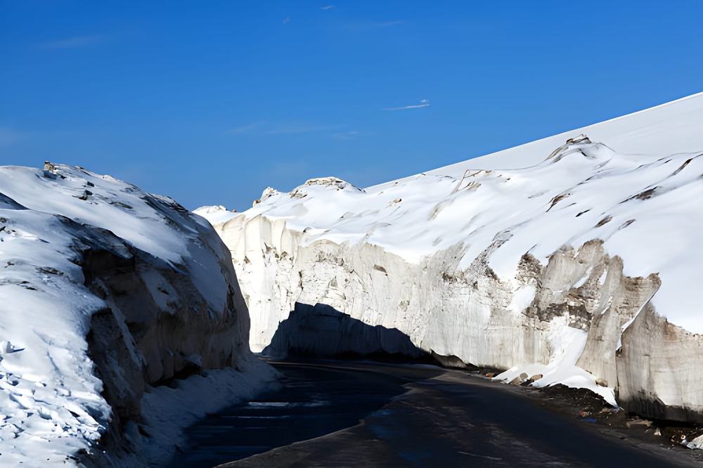 Kullu Manali Tour Package by Flight from Trivandrum - Himachal Pradesh tour photo